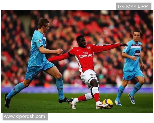 世界杯激战阿森纳险胜里昂红牌争议引发全场热议与十大精彩进球回顾 世界杯激战阿森纳险胜里昂红牌争议引发全场热议与十大精彩进球回顾