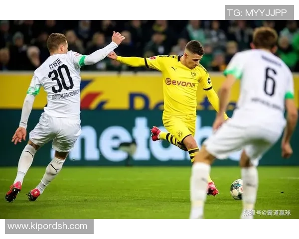 德甲激情四射巴黎圣日耳曼大胜多特蒙德帽子戏法引爆全场热情 德甲激情四射巴黎圣日耳曼大胜多特蒙德帽子戏法引爆全场热情