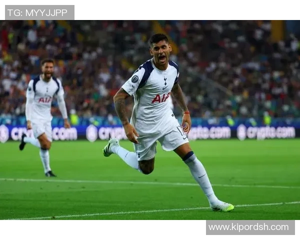 热刺狂胜巴黎圣日耳曼五球大捷神奇扑救引发全场热烈欢呼