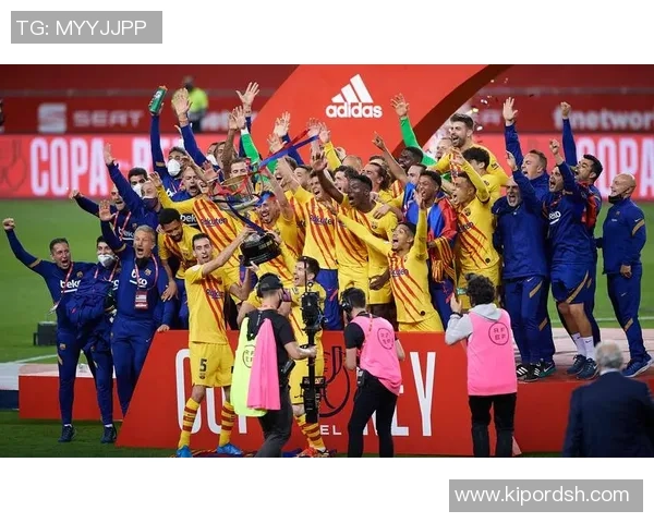 西甲激情对决波尔图大胜那不勒斯引爆全场热情