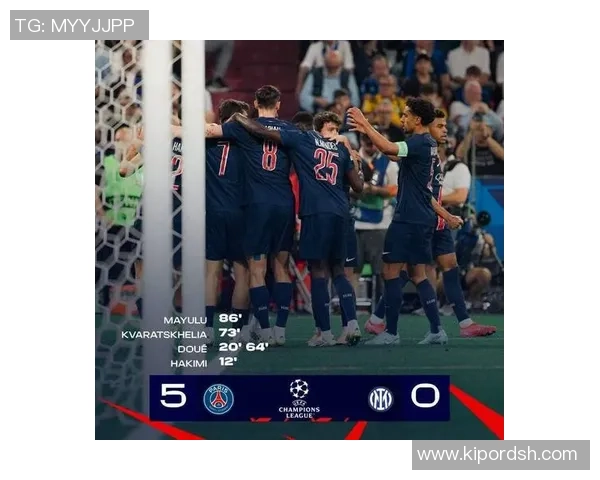 中超精彩对决巴黎圣日耳曼逆转曼联引发全场狂欢赛后分析