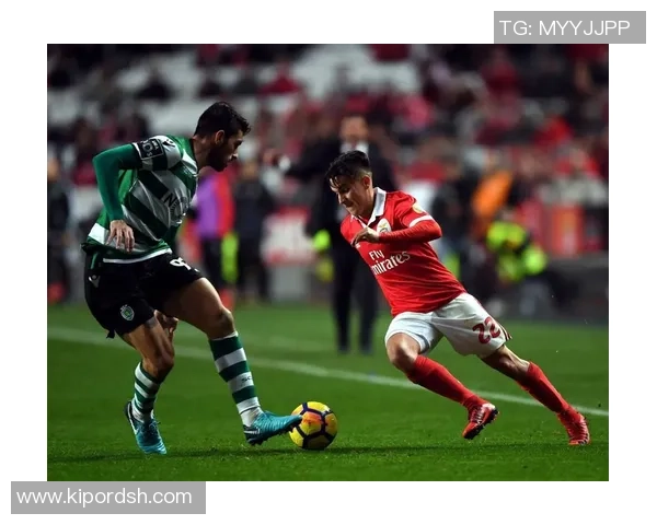 意甲冷门:本菲卡与皇马战成平局乌龙球瞬间引发全场热议 意甲冷门:本菲卡与皇马战成平局乌龙球瞬间引发全场热议