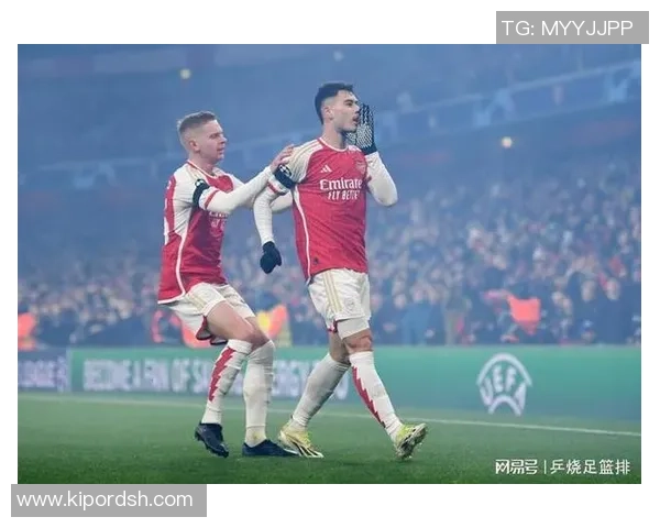 那不勒斯惊艳逆袭拜仁四球大胜引发全场狂欢数据分析揭示背后秘密